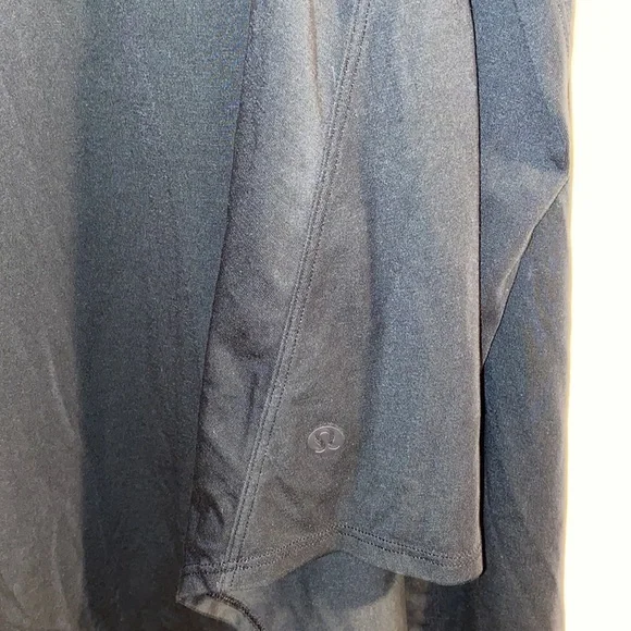 Lululemon Relaxed-Fit Long Sleeve Shirt - Picture 6 of 6